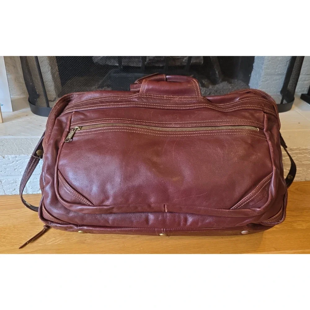 LL Bean Vtg Oxblood Leather Weekender Duffel Bag C&C Zippers Shoulder Strap
